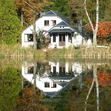 Propriete Bordee D'Etangs, Propice A La Detente Florenville Eksteriør bilde